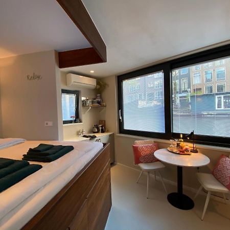 Отель Houseboat Sophia Амстердам Экстерьер фото